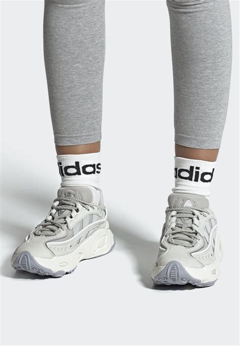 adidas originals oznova.